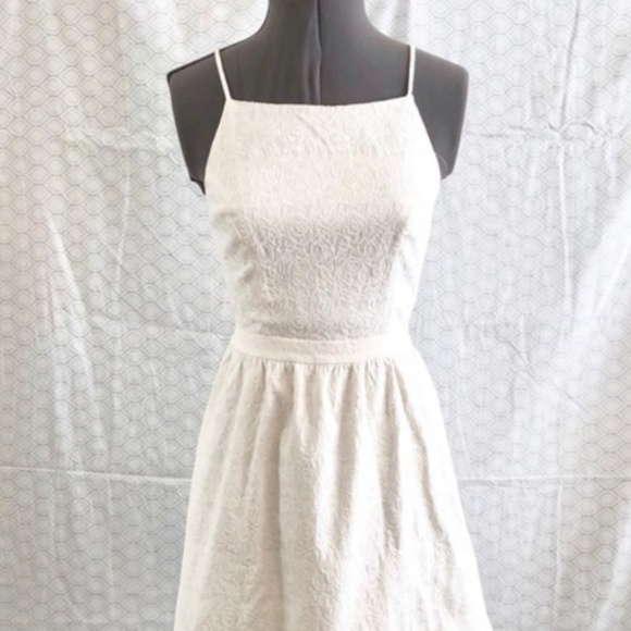 Hailey Logan by Adrianna Papell White Ivory mini dress Size Medium Back Cut Out - Picture 1 of 15